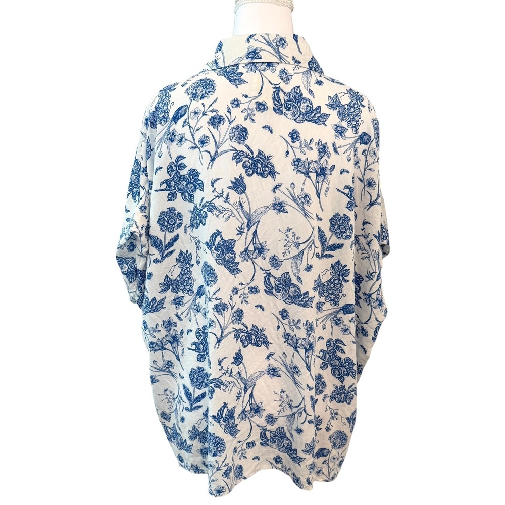 Umgee Floral Print Top Small Blue White Beachy Coastal Resort Wear Chinoiserie - Picture 3 of 7